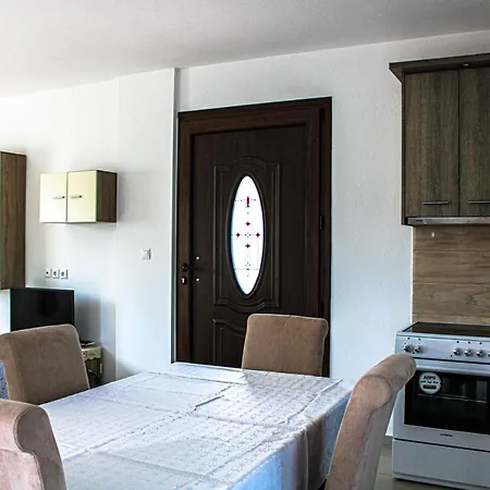 וילה Keli Mansion