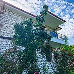 Villa Keli Mansion